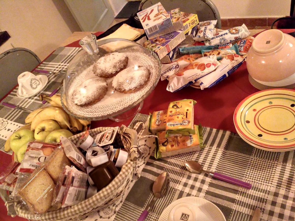 B&B L' Albicocco Gavi Buitenkant foto